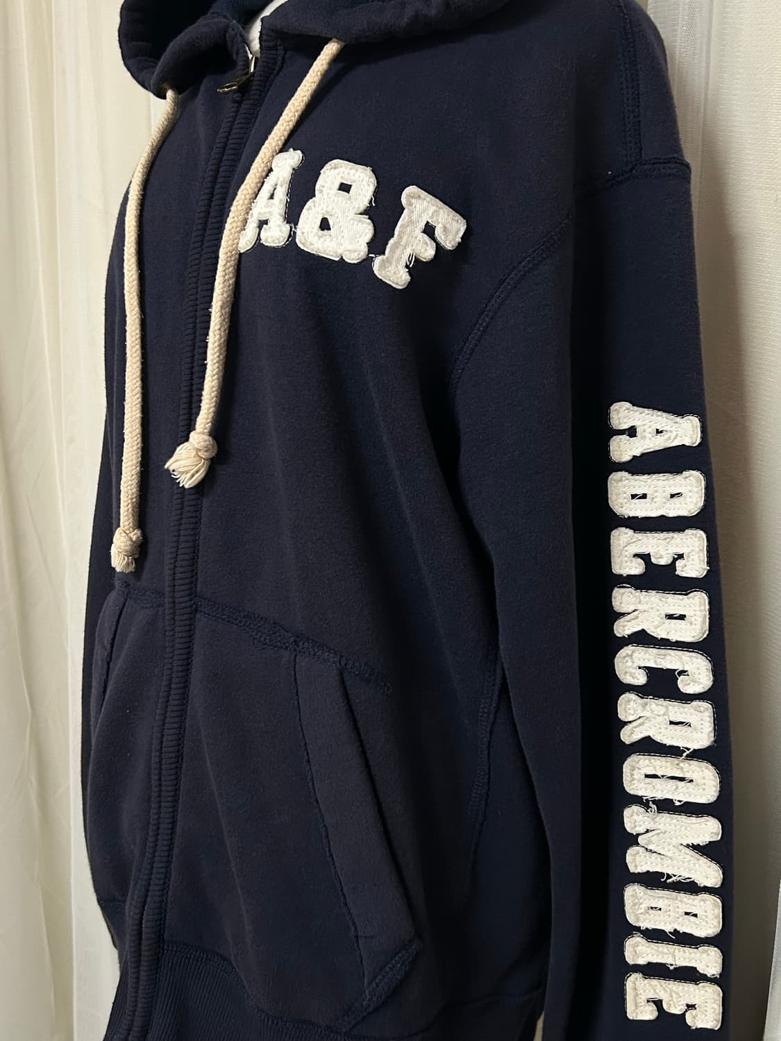 아베크롬비 사이드로고 네이비 후드집업 상품이미지2