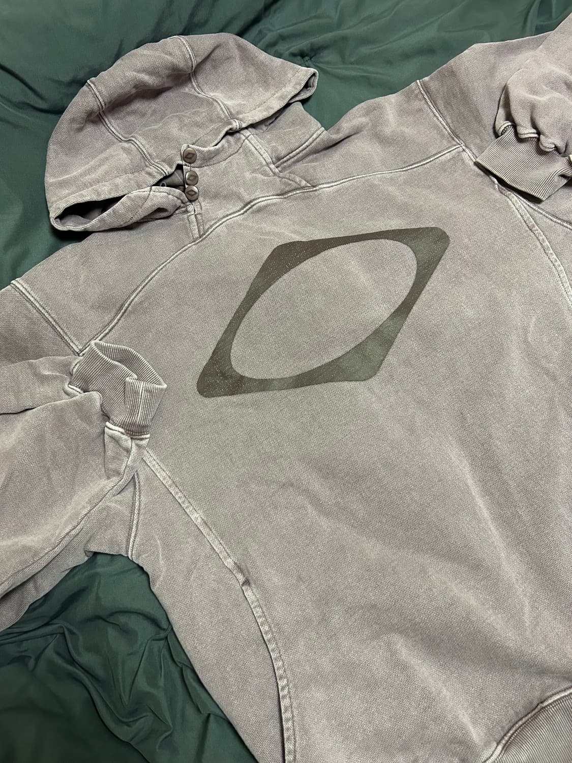 미스치프 롬버스 사이드 버튼 업 후드 워시드 레드 브라운 상품이미지3