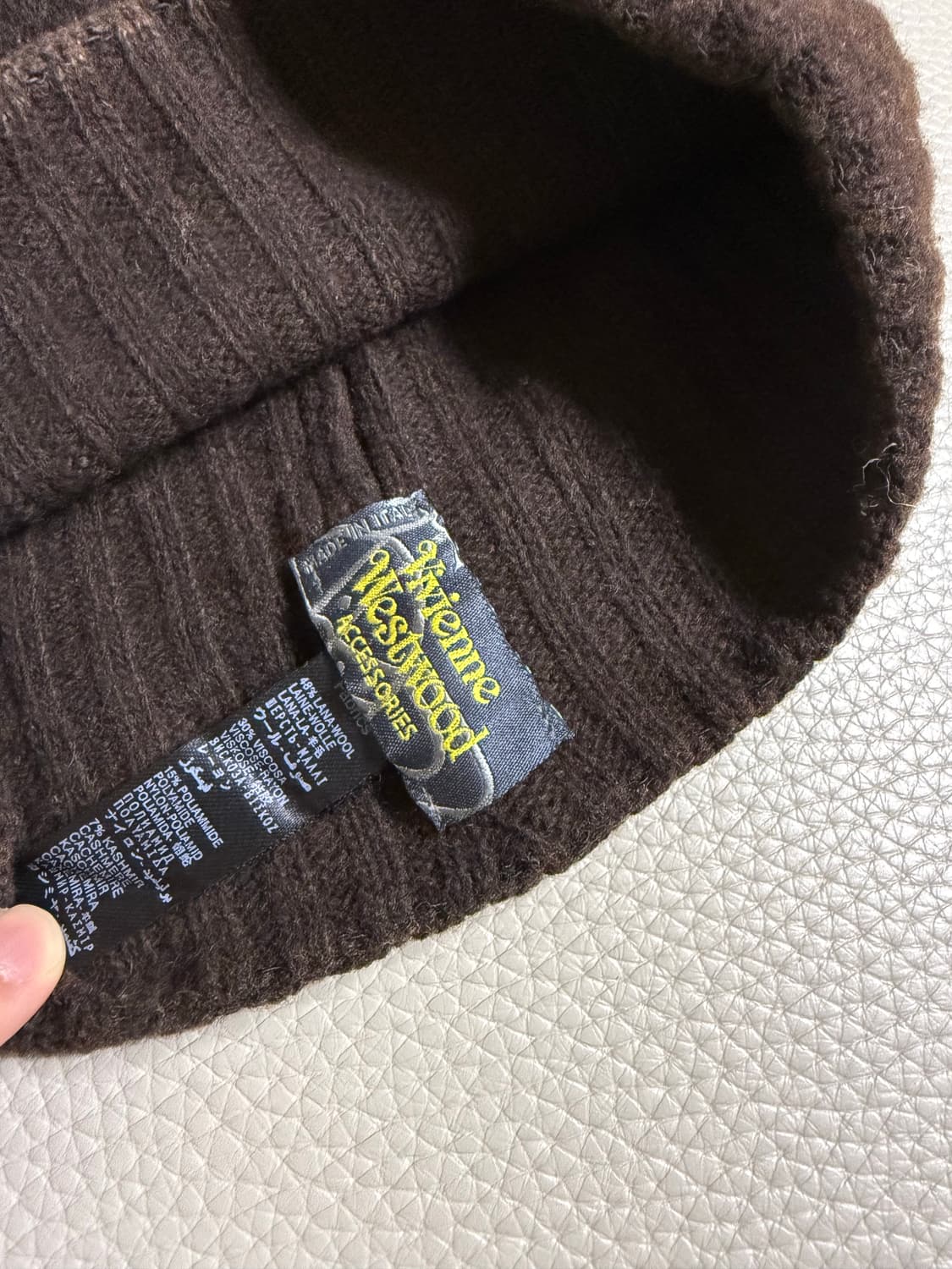 비비안웨스트우드 브라운 비니 상품이미지3