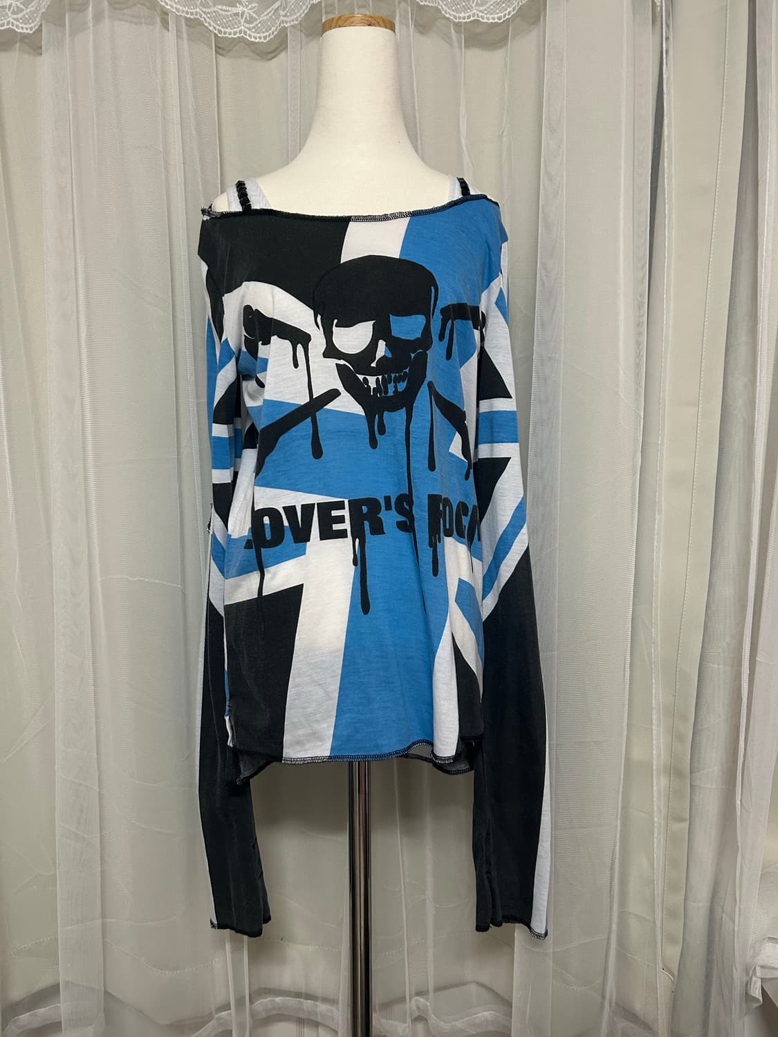 러버스락 펑크 오프숄더 롱슬리브 펑투케 상품이미지1