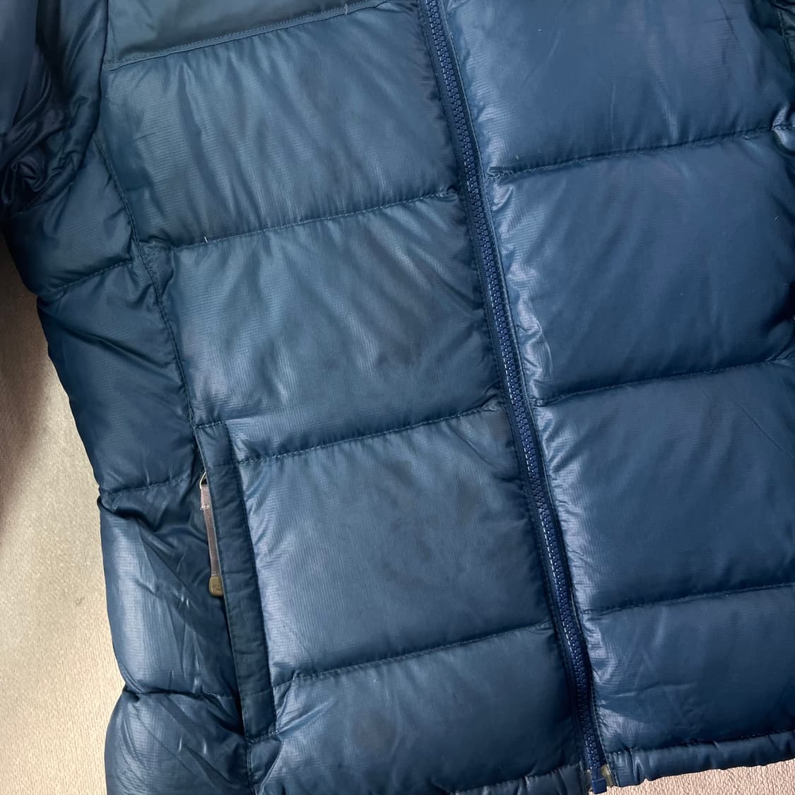 W 90 노스페이스 1996 눕시700 블루 패딩 상품이미지4