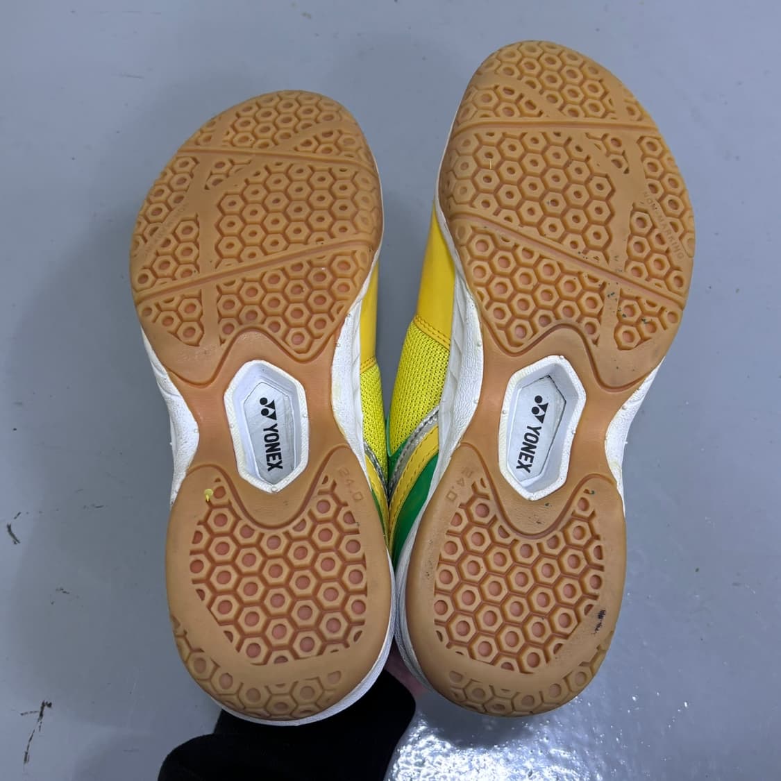 240 요넥스 여성 배드민턴화 0421E 상품이미지6