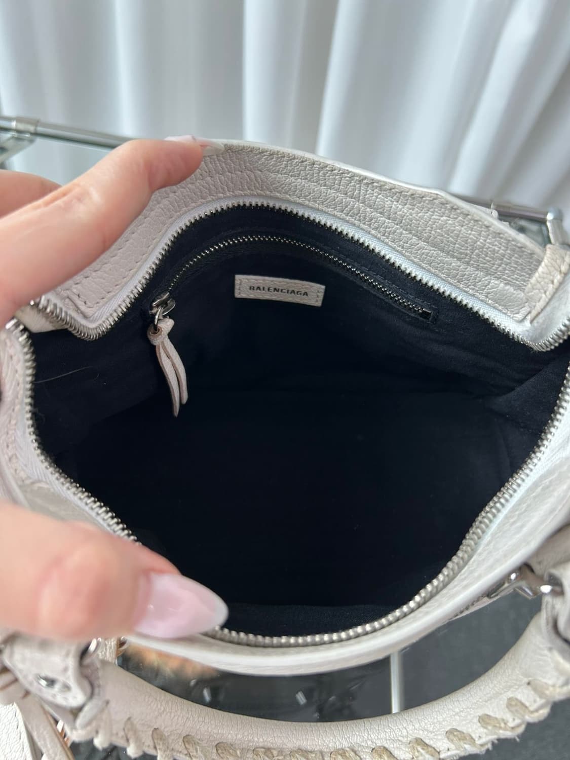 발렌시아가 메탈릭 엣지 시티 모터백 상품이미지5