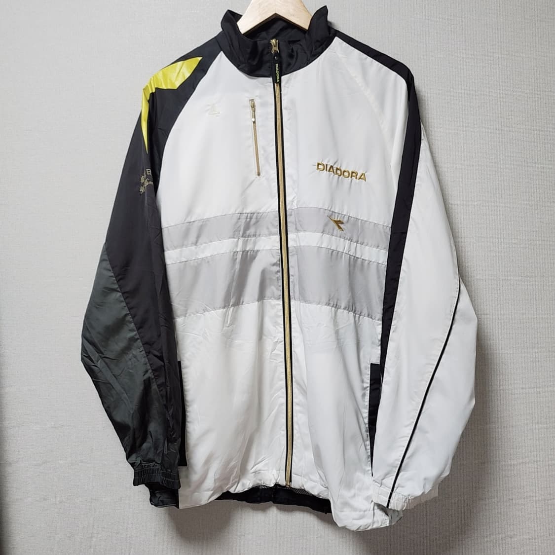 [XL] 디아도라 올드스쿨 바람막이 상품이미지1