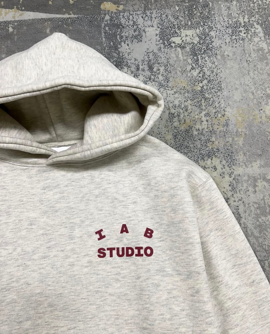 아이앱 IAB Studio 백로고 후드 오트밀 상품이미지3