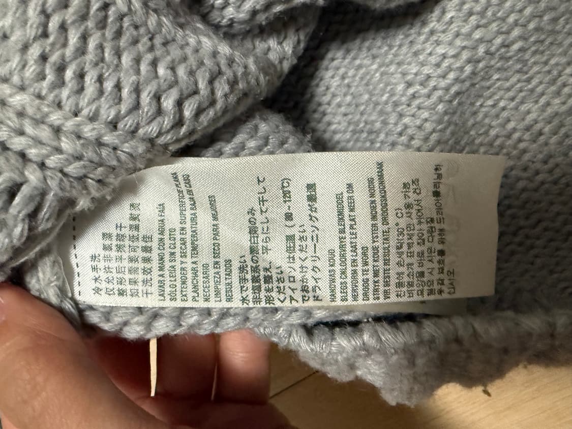 아베크롬비 회색 꽈배기 오버핏 니트 판매합니다! 상품이미지3