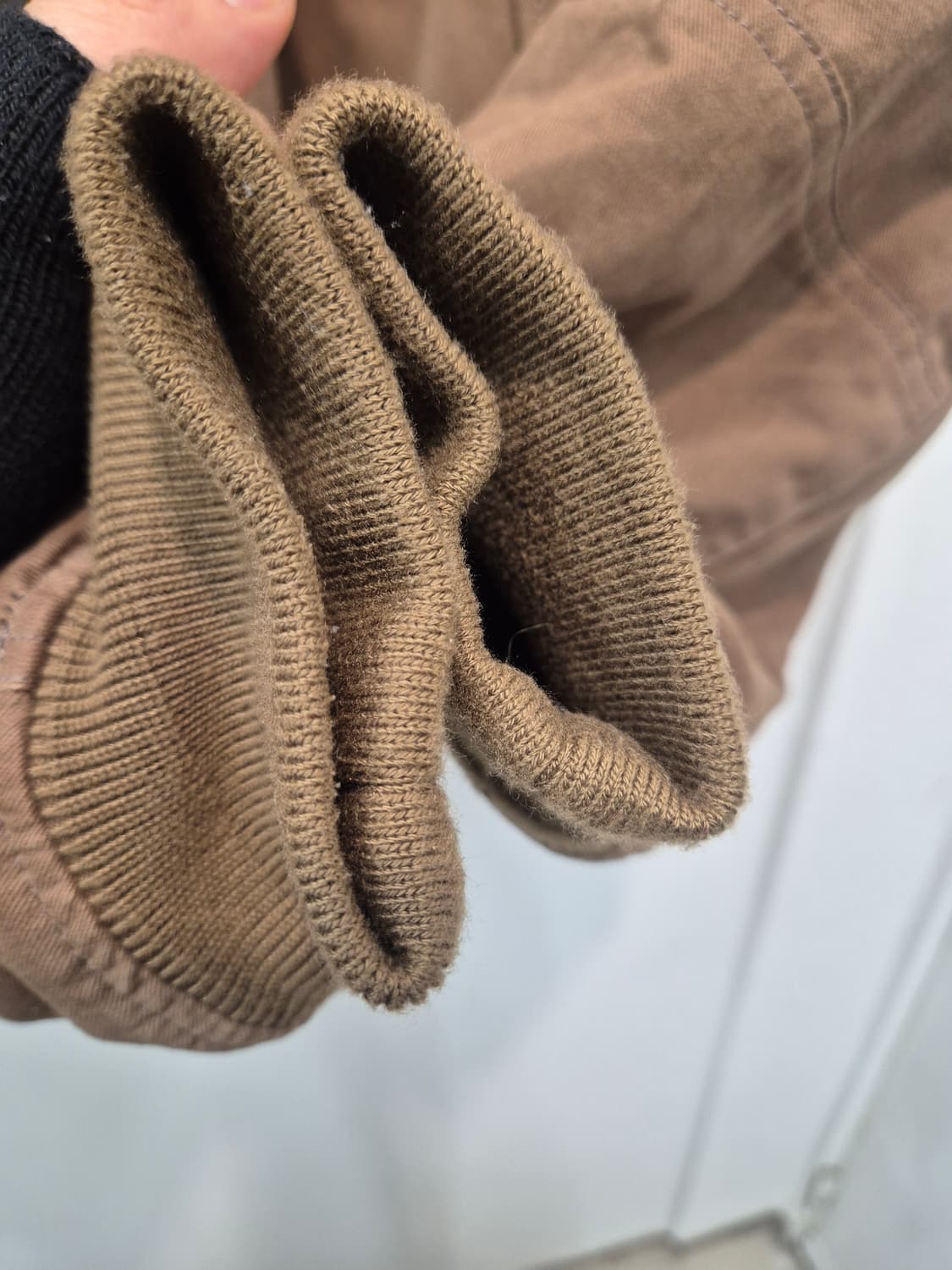 인사일런스 플라이트 후디드 봄버 브라운 
 상품이미지3