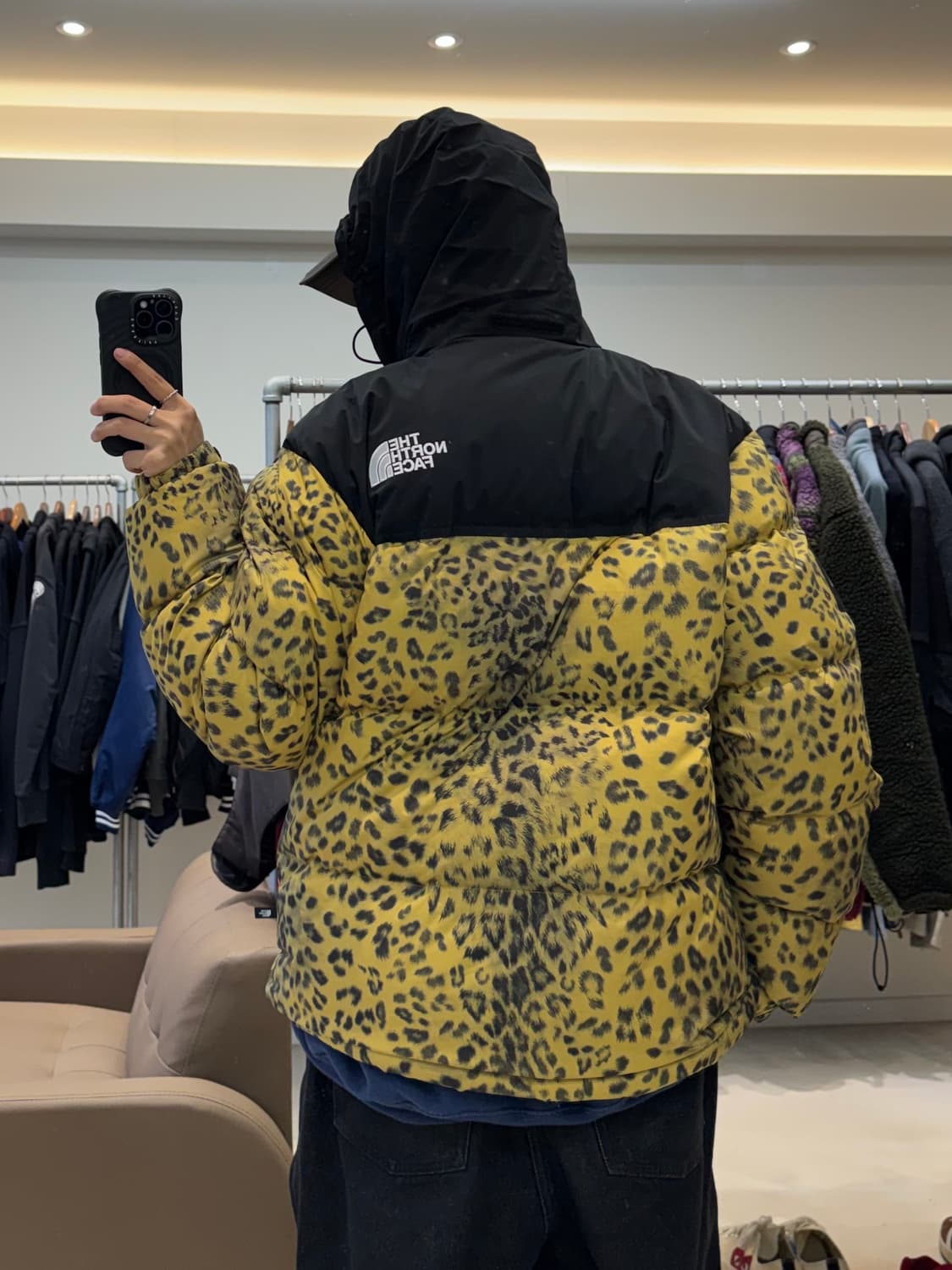 노스페이스 화이트라벨 노벨티 눕시 패딩 레오파드 상품이미지7