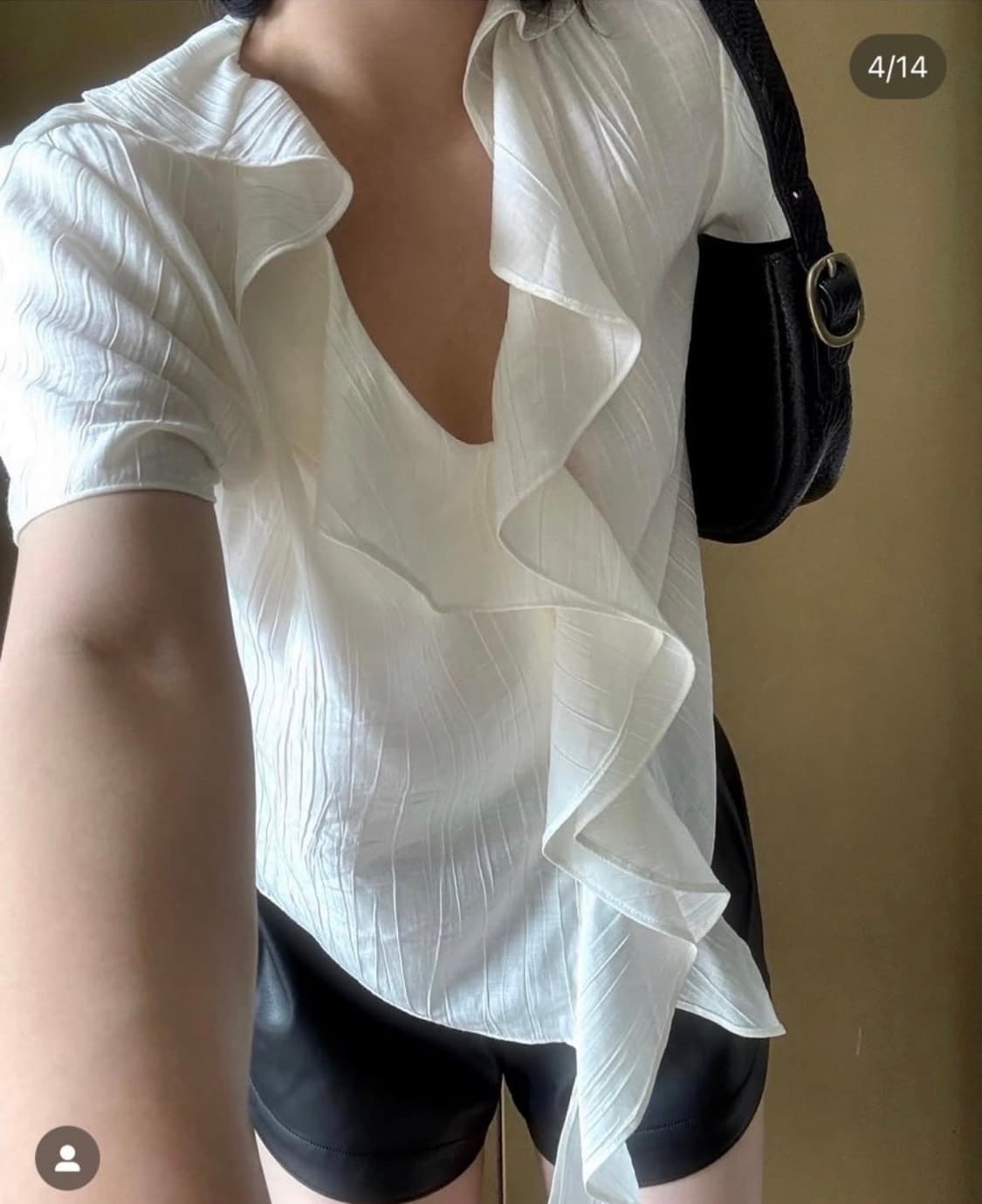 오브네어 줄라이 프릴 블라우스 웨이브 셔링 여름 반팔 실크 브이넥 상품이미지2