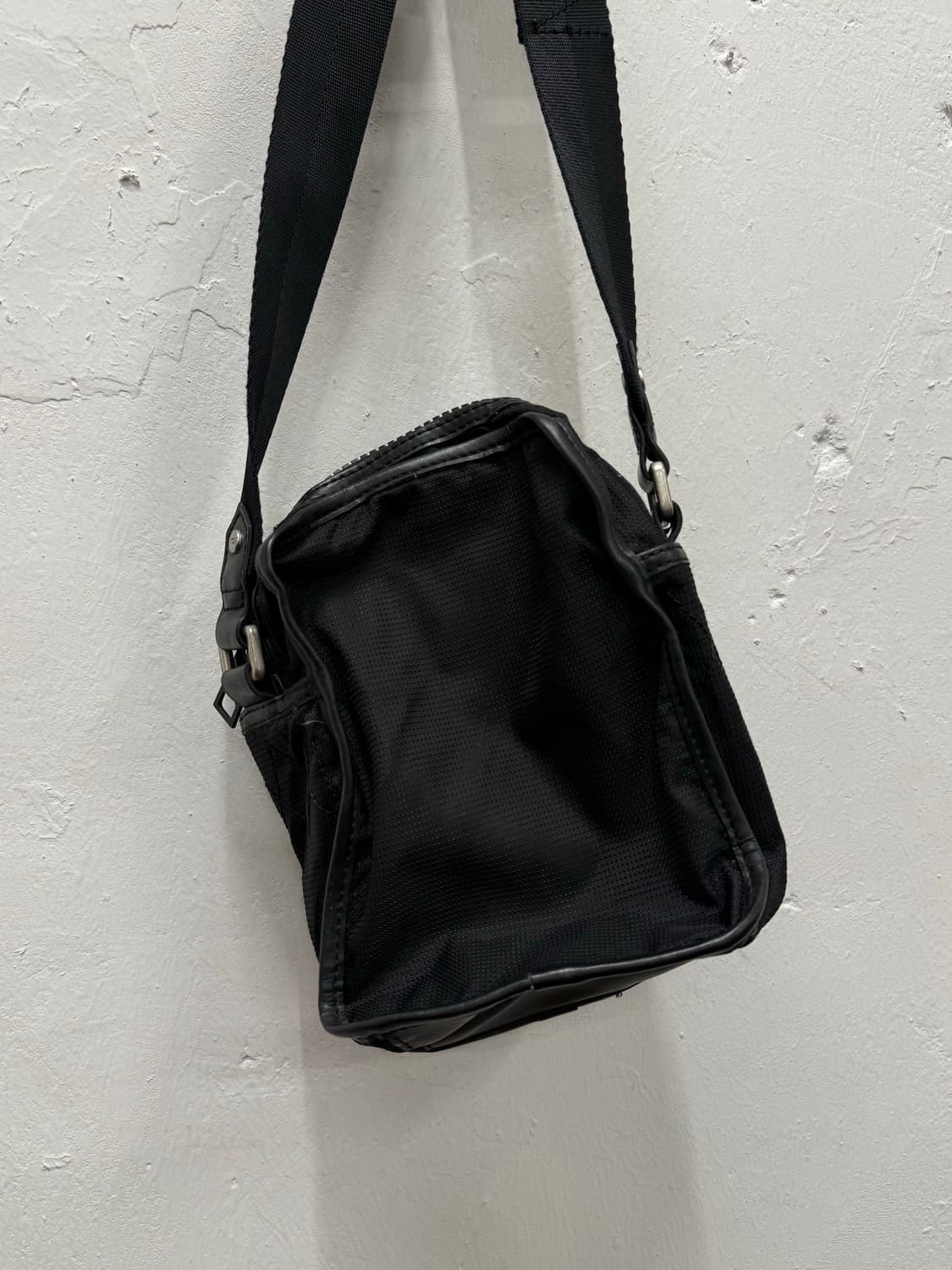 DIESEL Black Mini Crossbody Bag 상품이미지7