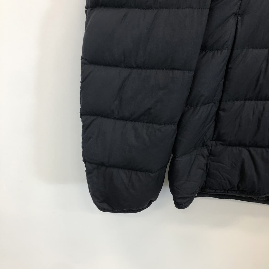 유니클로 울트라라이트다운 경량패딩 M 상품이미지2