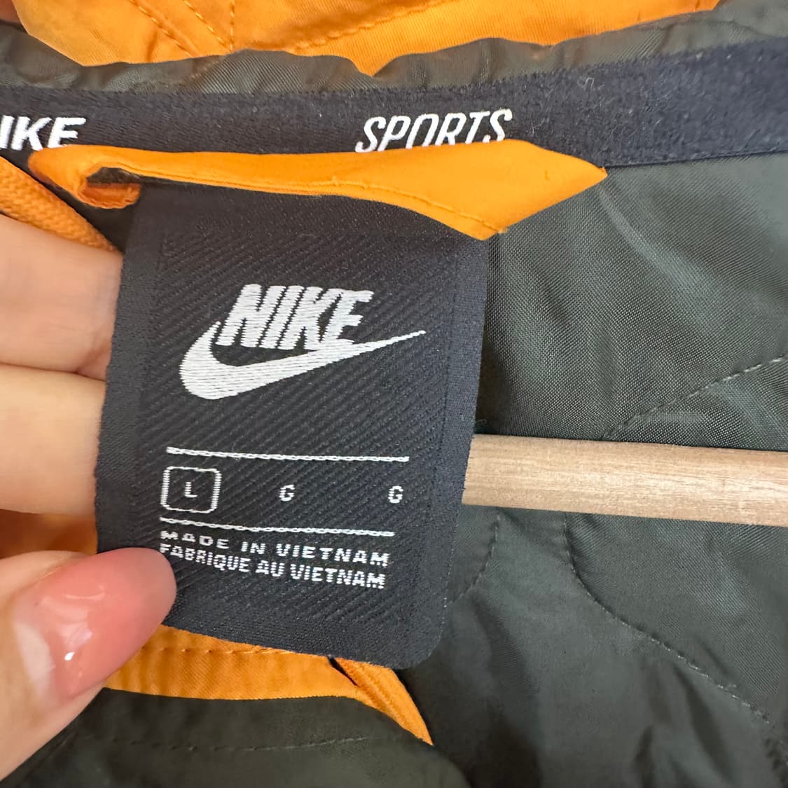   나이키 남자 후드 롱패딩 점퍼 방한 100 L  EOW 상품이미지8