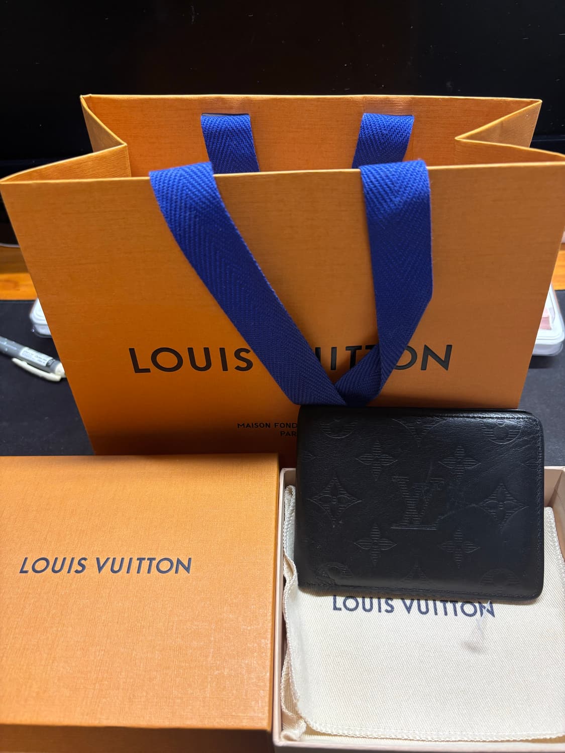 루이비통 쉐도우 반지갑 상품이미지1