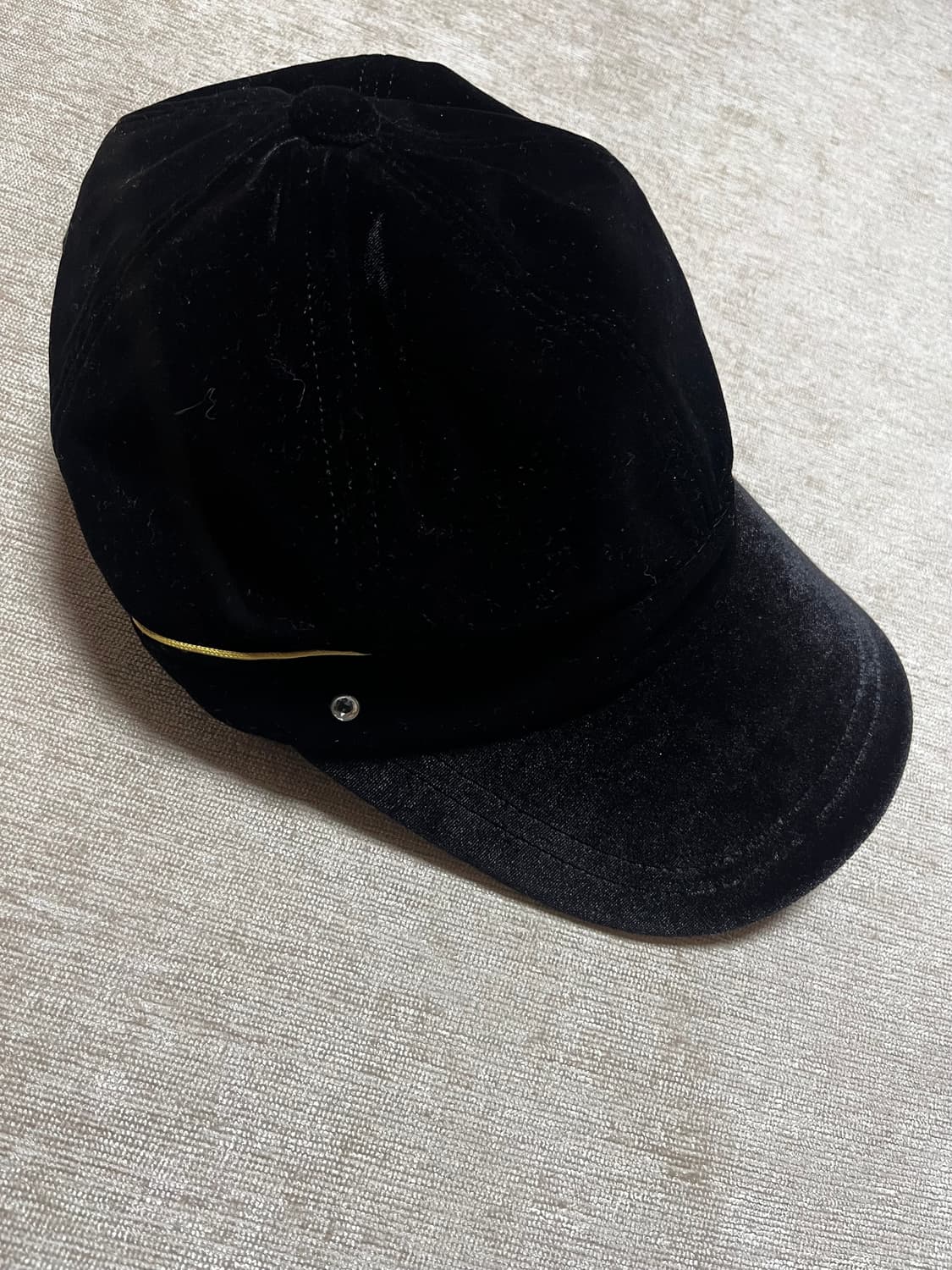 프록스페스 블랙 벨벳 캡 / 스트랩 디테일  상품이미지2