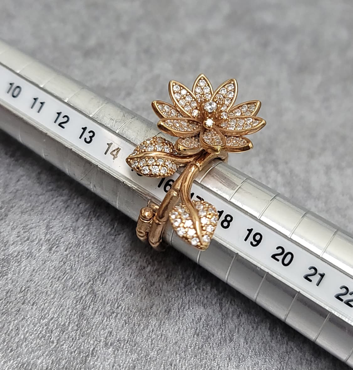 pave flower ring 상품이미지10