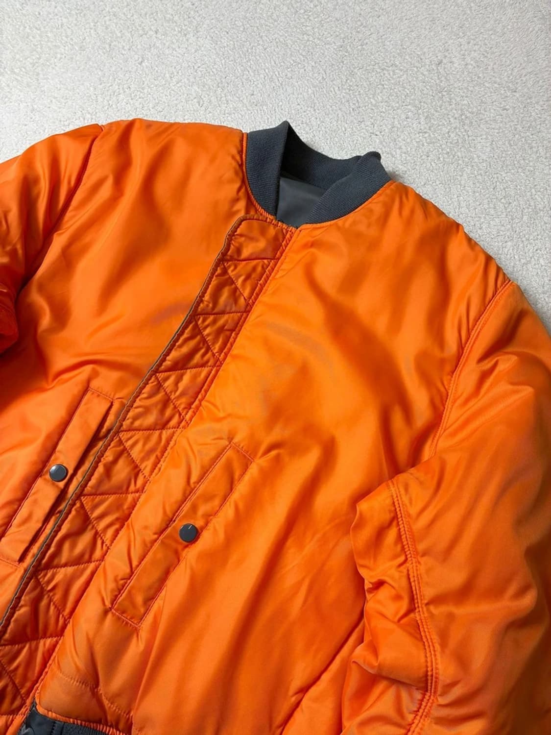 알파 인더스트리  MA-1 플라이트 재킷 PN7703 상품이미지5