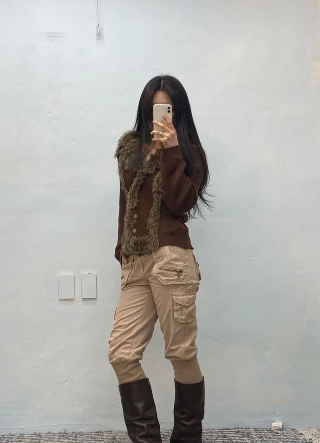 [9251]Burberry beige cargo pants 상품이미지1