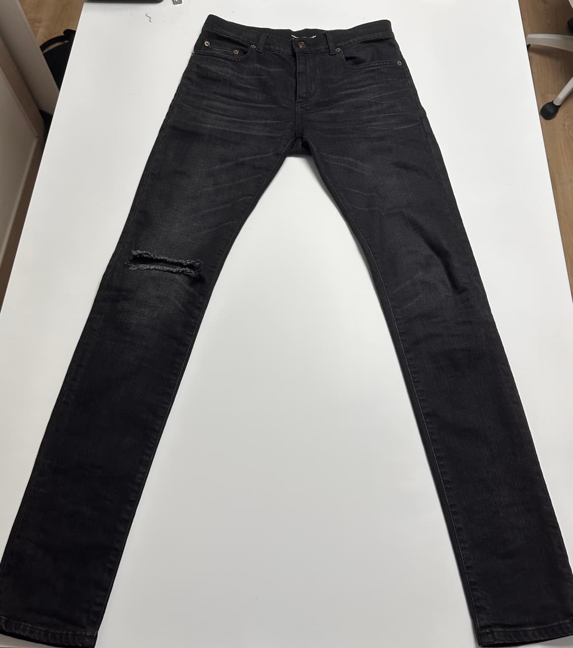 에디슬리먼 생로랑 디스진 상품이미지1