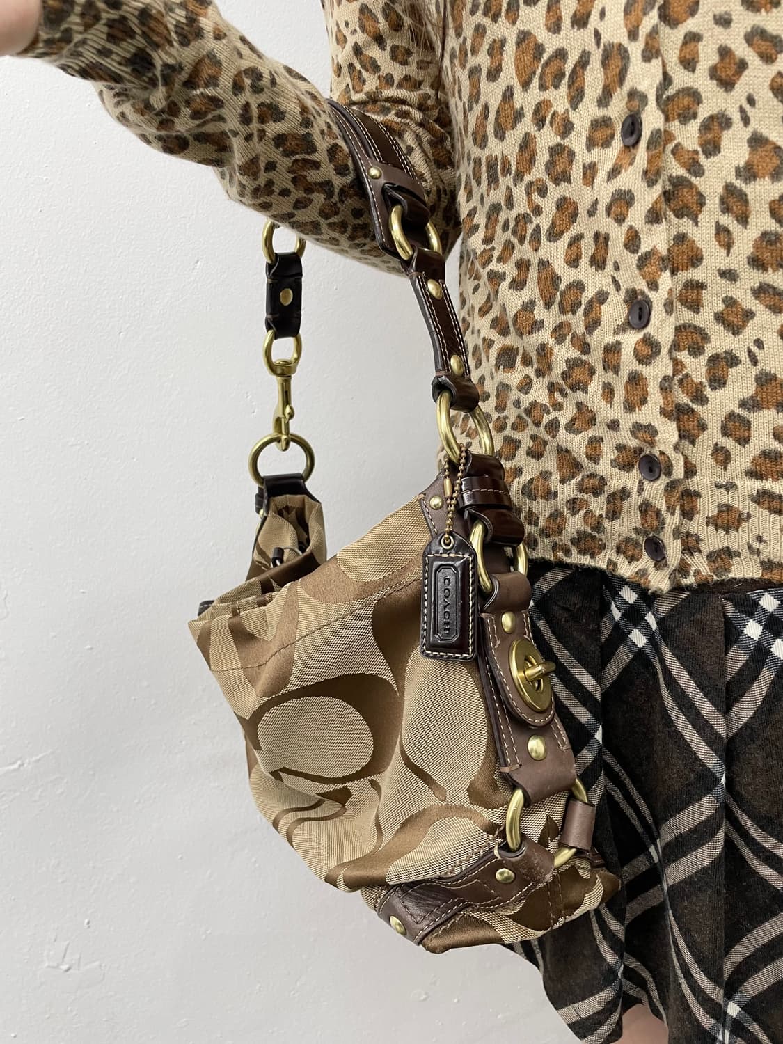 코치 자카드 버클 숄더백  상품이미지4