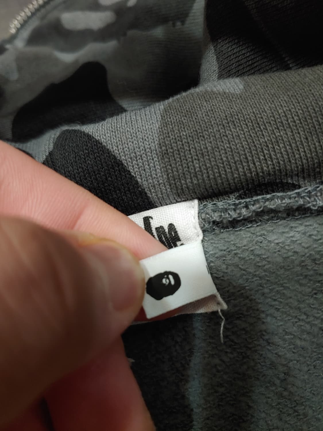 [2XL] 베이프 ABC 블랙 카모 샤크 후드집업 상품이미지4