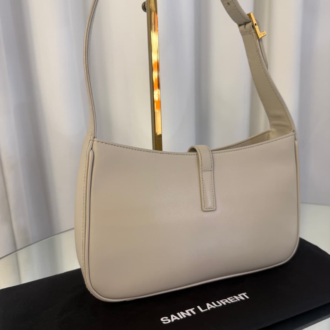 생로랑 LE 5 A 7 호보백 스몰 상품이미지7