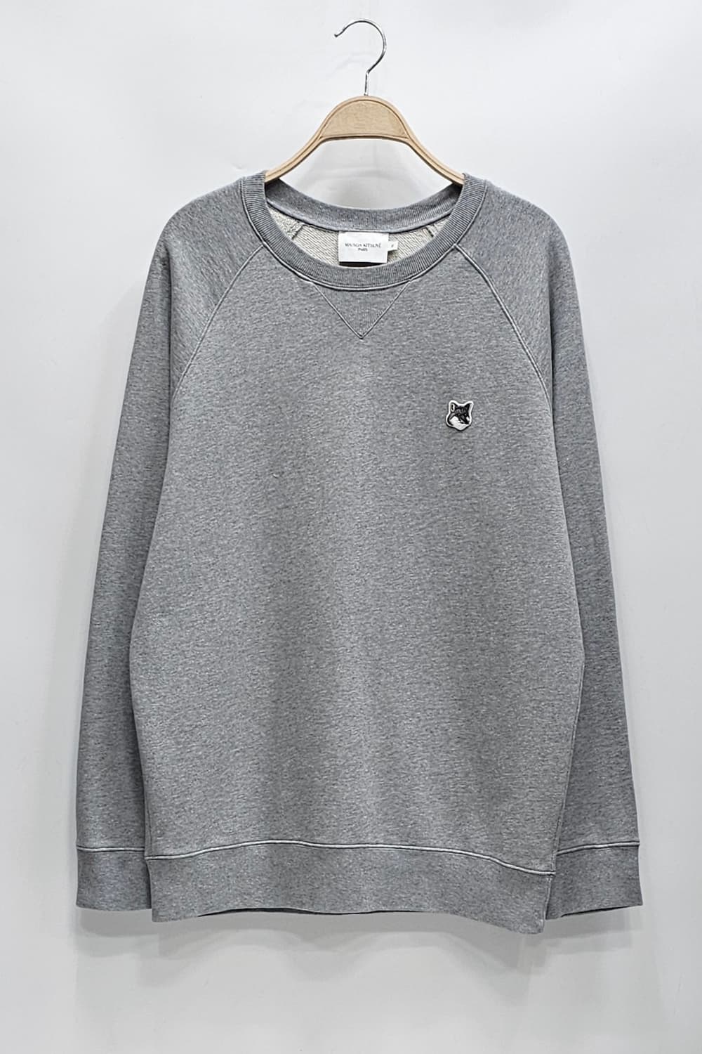메종키츠네 21FW 폭스 헤드 패치 스웻셔츠 맨투맨 / 남 110 그레이 상품이미지1