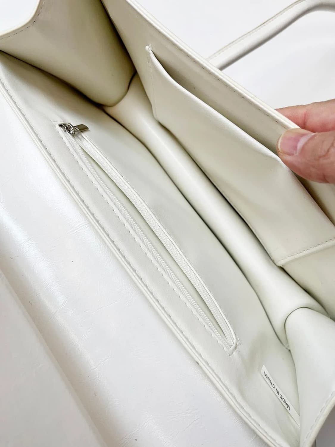 Selected 비건 가죽 미니멀리즘 숄더백 A1592 상품이미지6