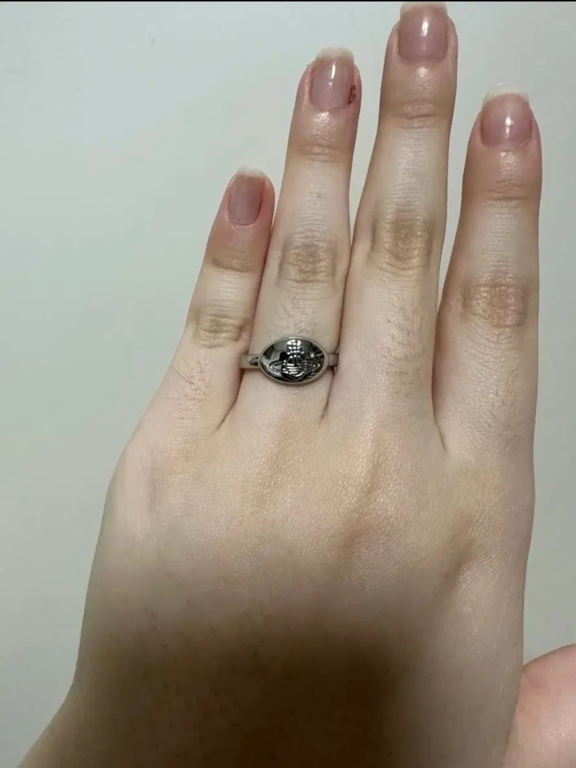 비비안 웨스트우드 틸리 링 실버 M 상품이미지3