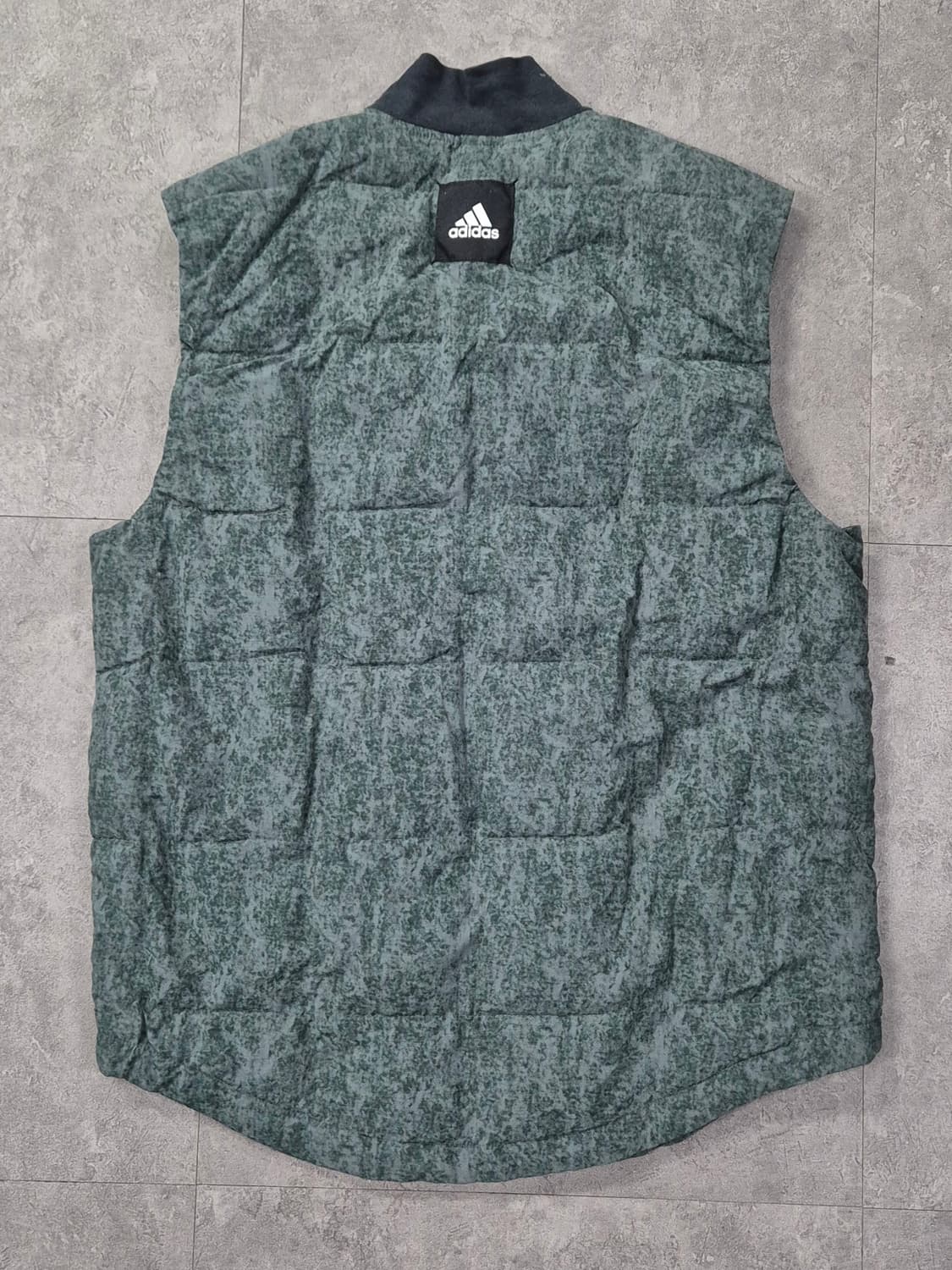 ADIDAS 패딩조끼 상품이미지2