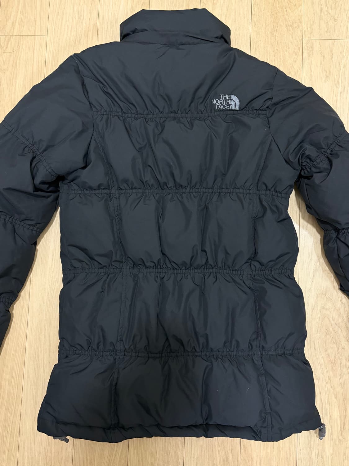 노스페이스 일본판 셔링 다운패딩 M 상품이미지5