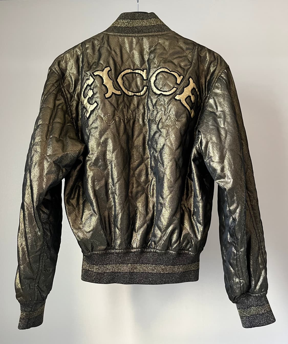 FICCE Yoshiyuki Konishi Glitter Bomber 상품이미지1