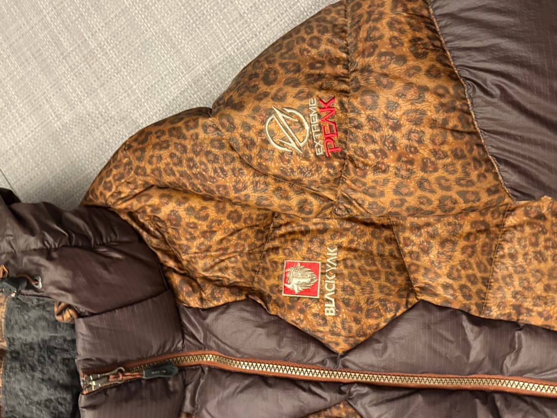 블랙야크 레오파드 구스다운 95 상품이미지4