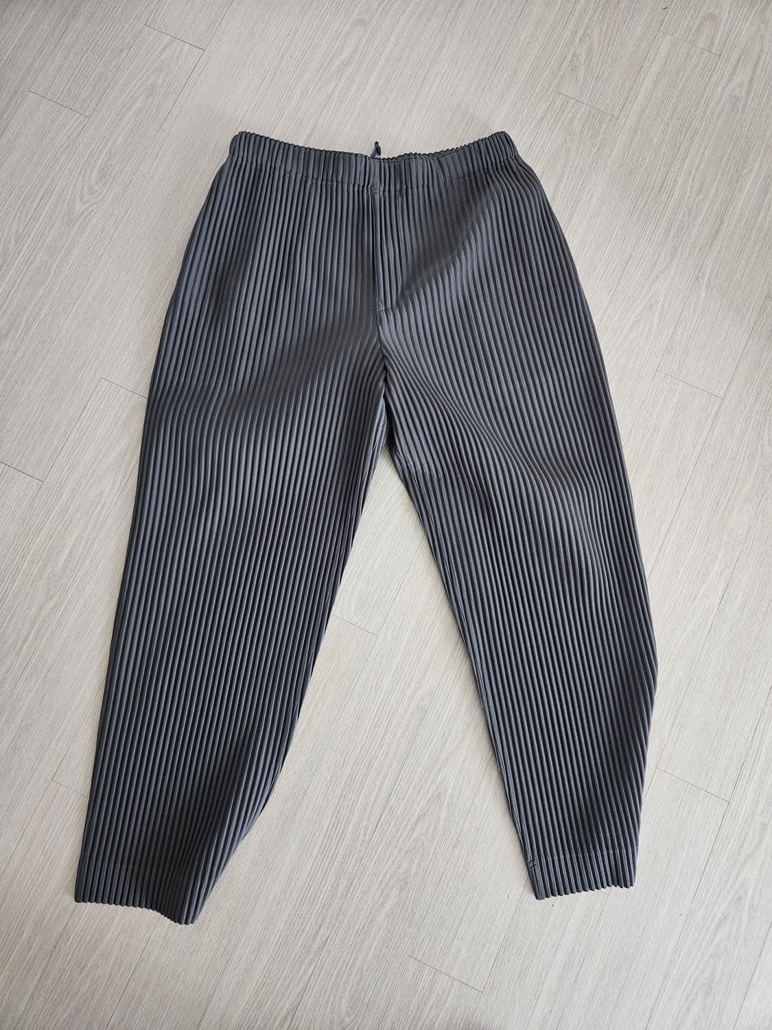 옴므플리세 먼슬리 3사이즈 판매합니다 상품이미지1