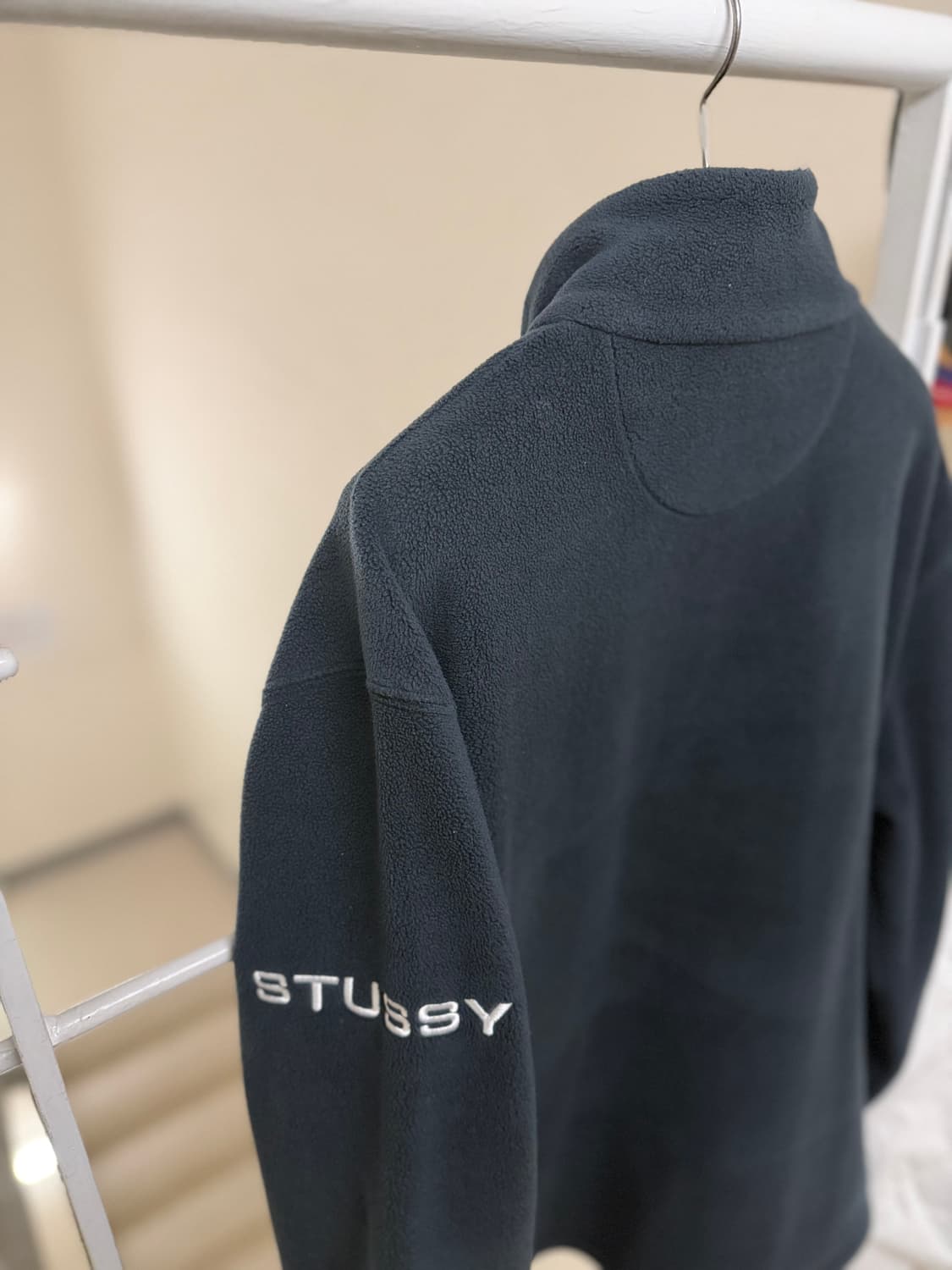 스투시 [20만구매.정품] 자수 플리스 하프집업 스웻셔츠 L(105) 상품이미지4