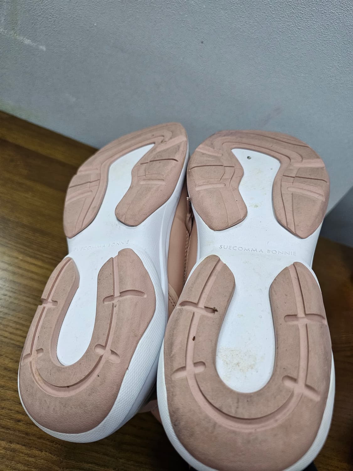 슈콤마보니 체인 리본 스니커즈 상품이미지10