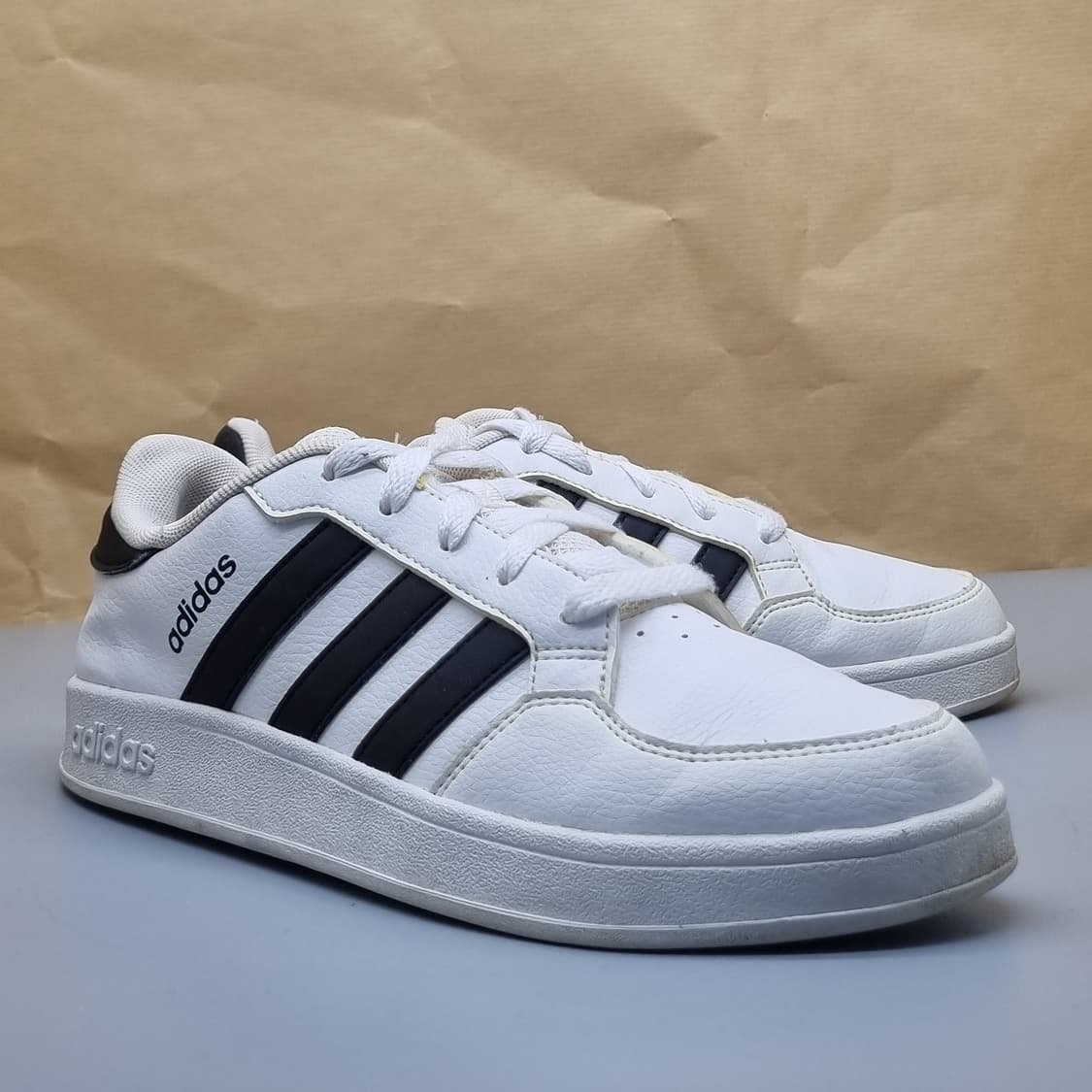 아디다스 브레이크넷 여성스니커즈 230 상품이미지1