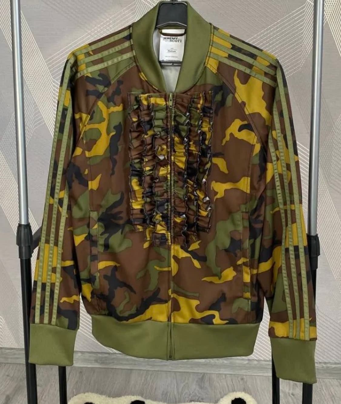 아디다스 제레미스캇 카모 트랙자켓 상품이미지1