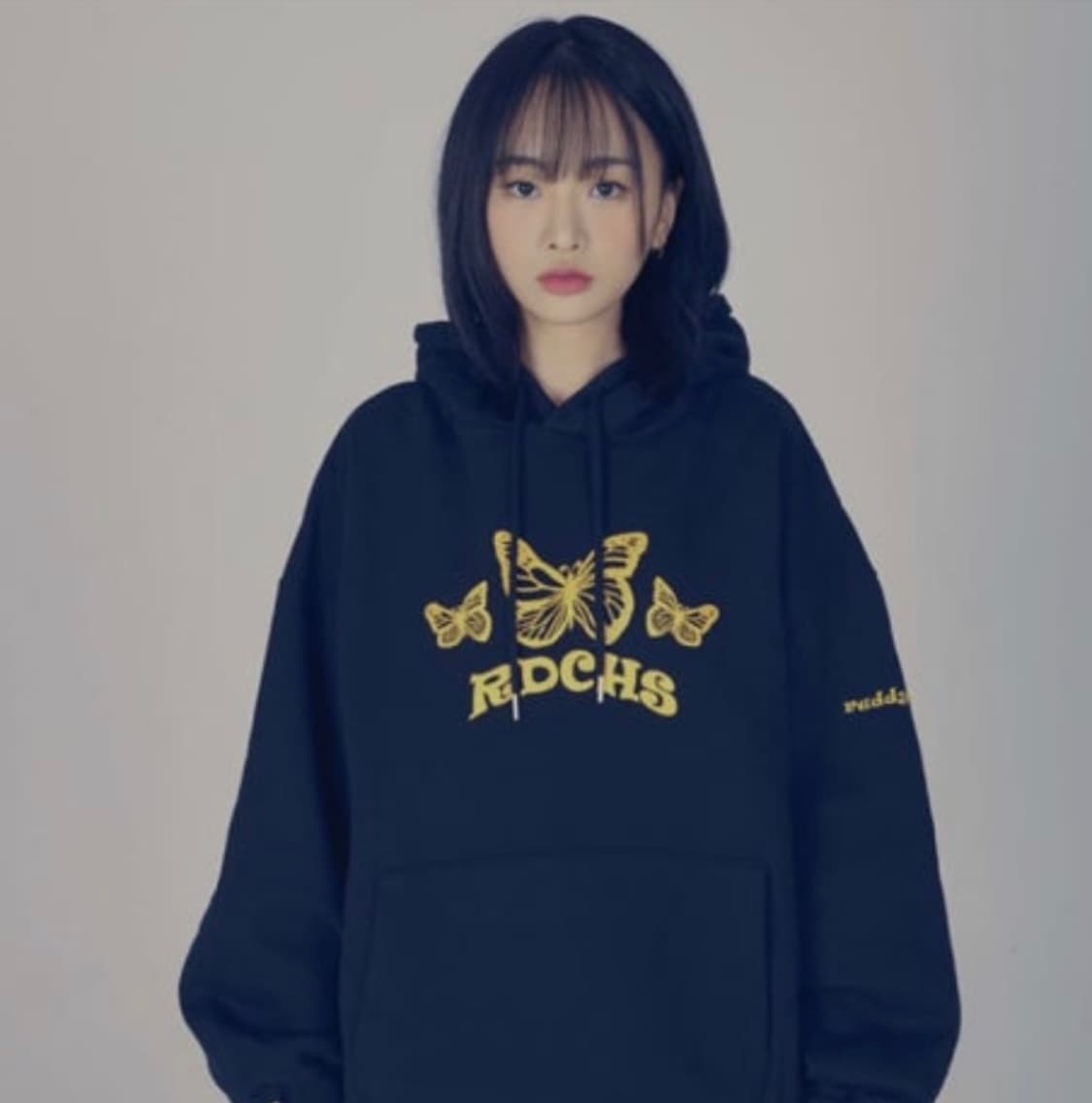 러디칙스 나비 후드티 상품이미지1