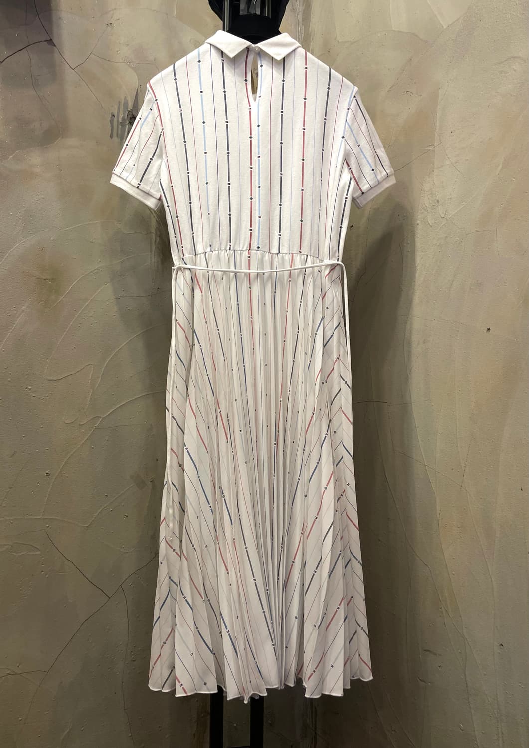 타미힐피거 피케 플레어 플리츠 벨티드 롱드레스 55 상품이미지8