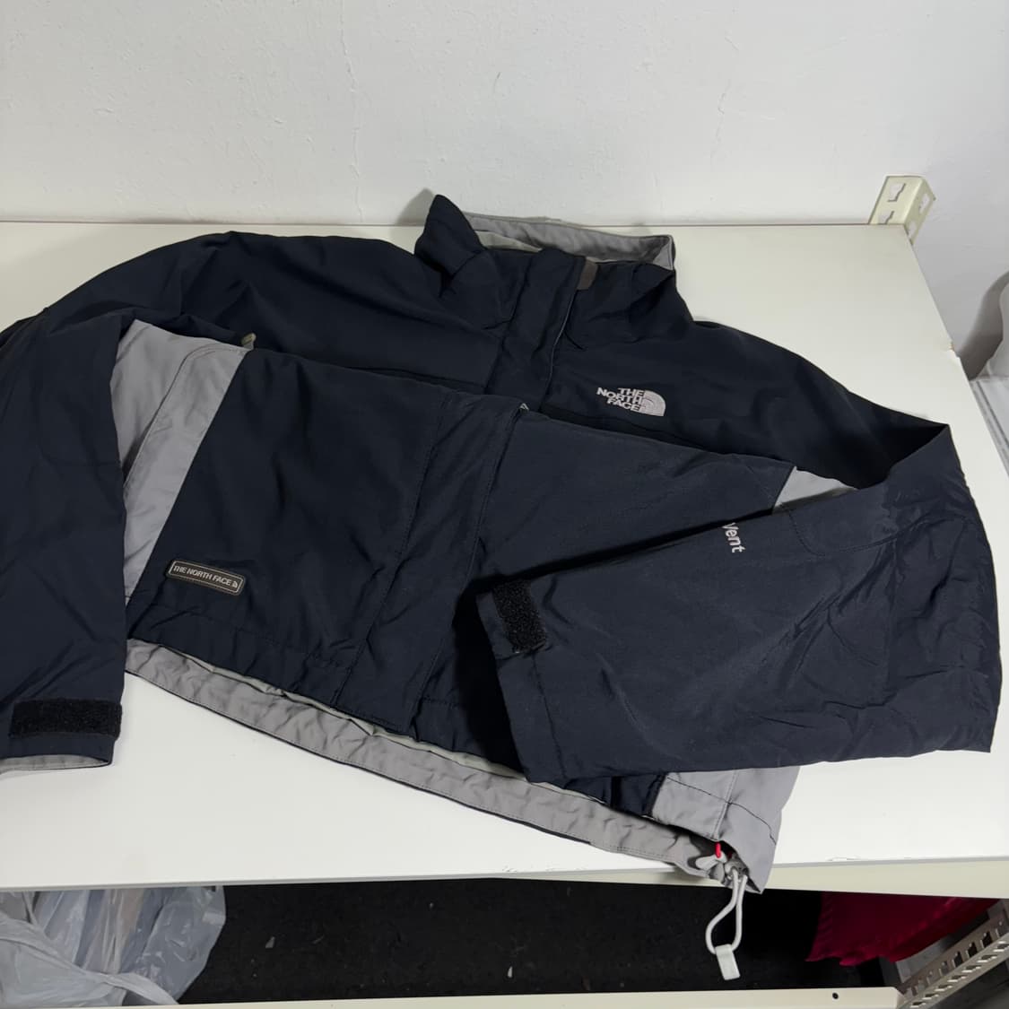 100 L 노스페이스 검회 밑단고무줄 나일론 하이벤트 바람막이 상품이미지2