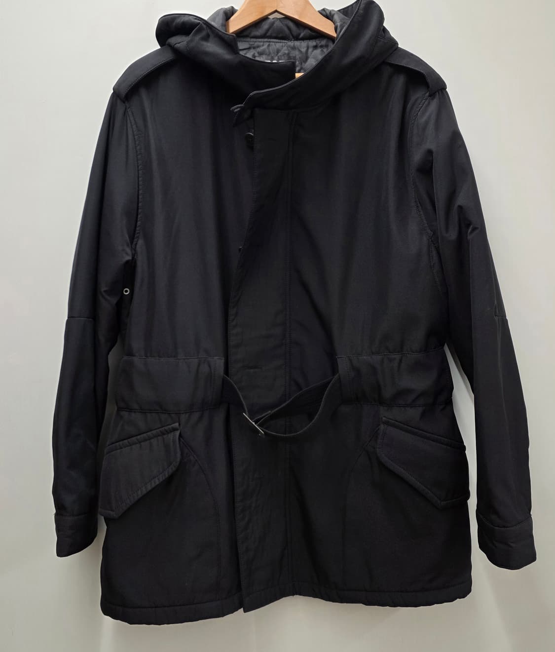 조르지오아르마니 남성 패딩코트자켓. 
싸이즈 105 XL
 상품이미지1