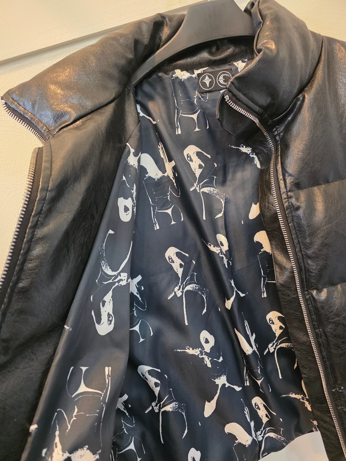 떠그 클럽 블랙  레더 패딩 점퍼 2사이즈 상품이미지6