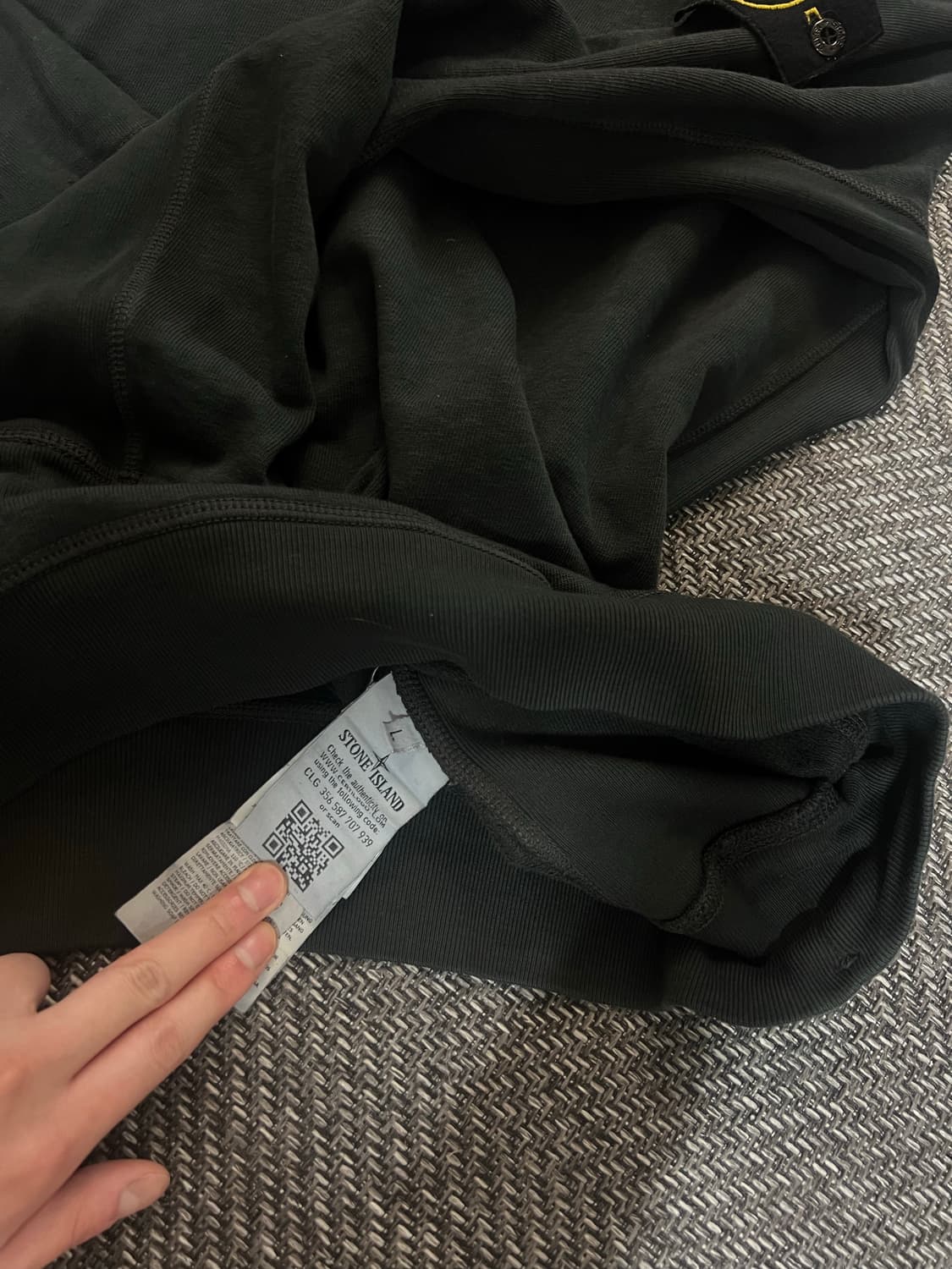 스톤아일랜드 블랙 맨투맨 L 상품이미지3