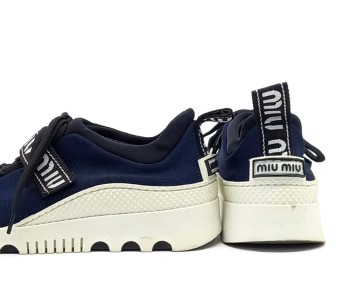 미우미우 스니커즈  상품이미지2