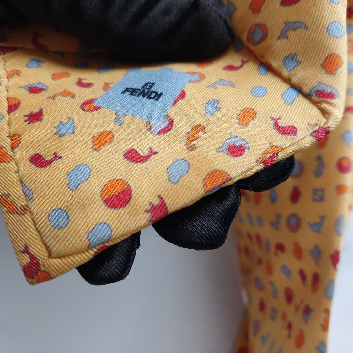 펜디 옐로우 어류 모티브 자카드 넥타이 9cm B등급 E924 상품이미지9