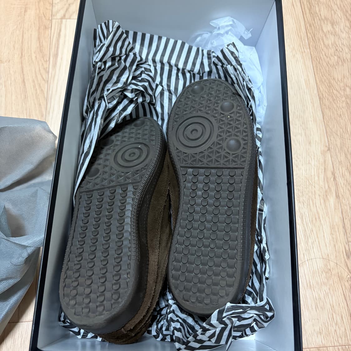 페몬트 드레스 다크브라운 235 상품이미지4