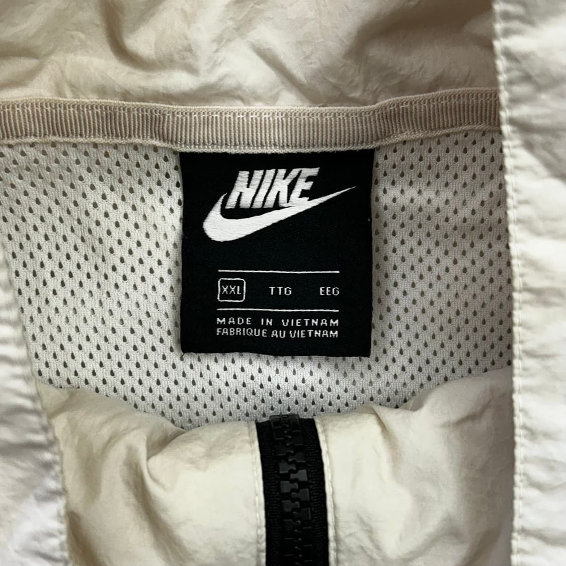 XXL 나이키 빅스우시 화이트 바람막이 상품이미지4