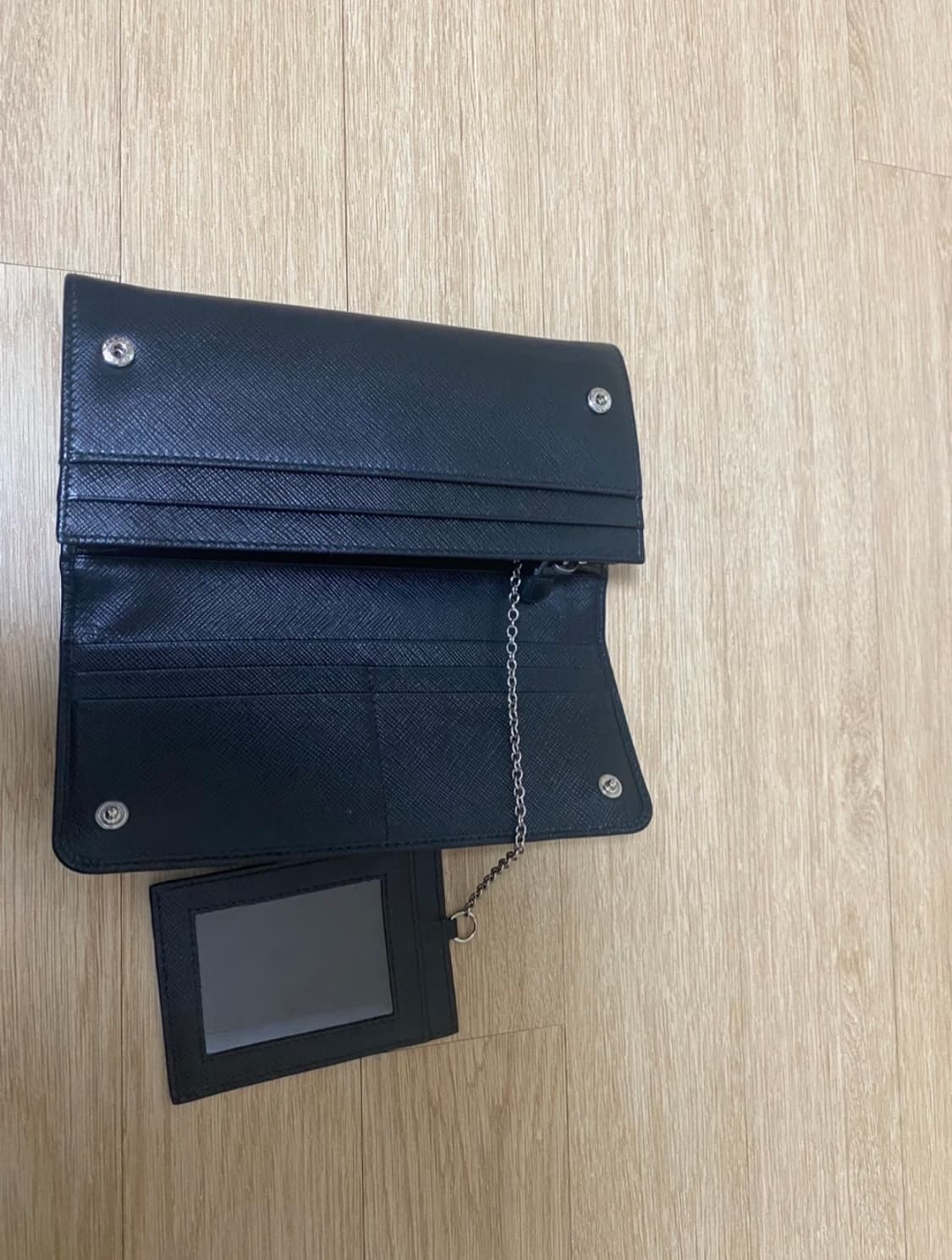 프라다 지갑 상품이미지9