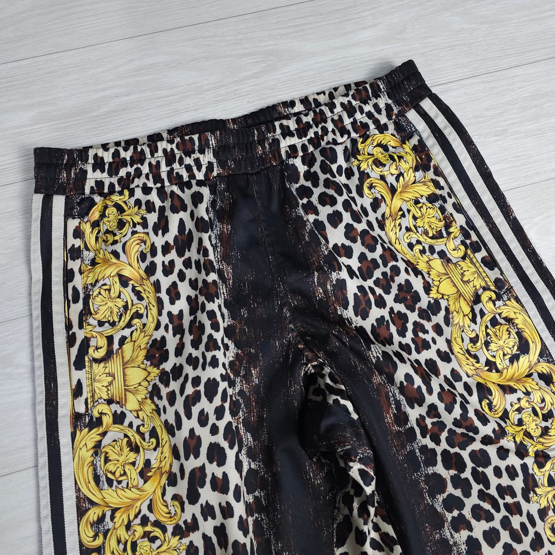 아디다스x제레미스캇 레오파드 트랙팬츠 105 상품이미지2