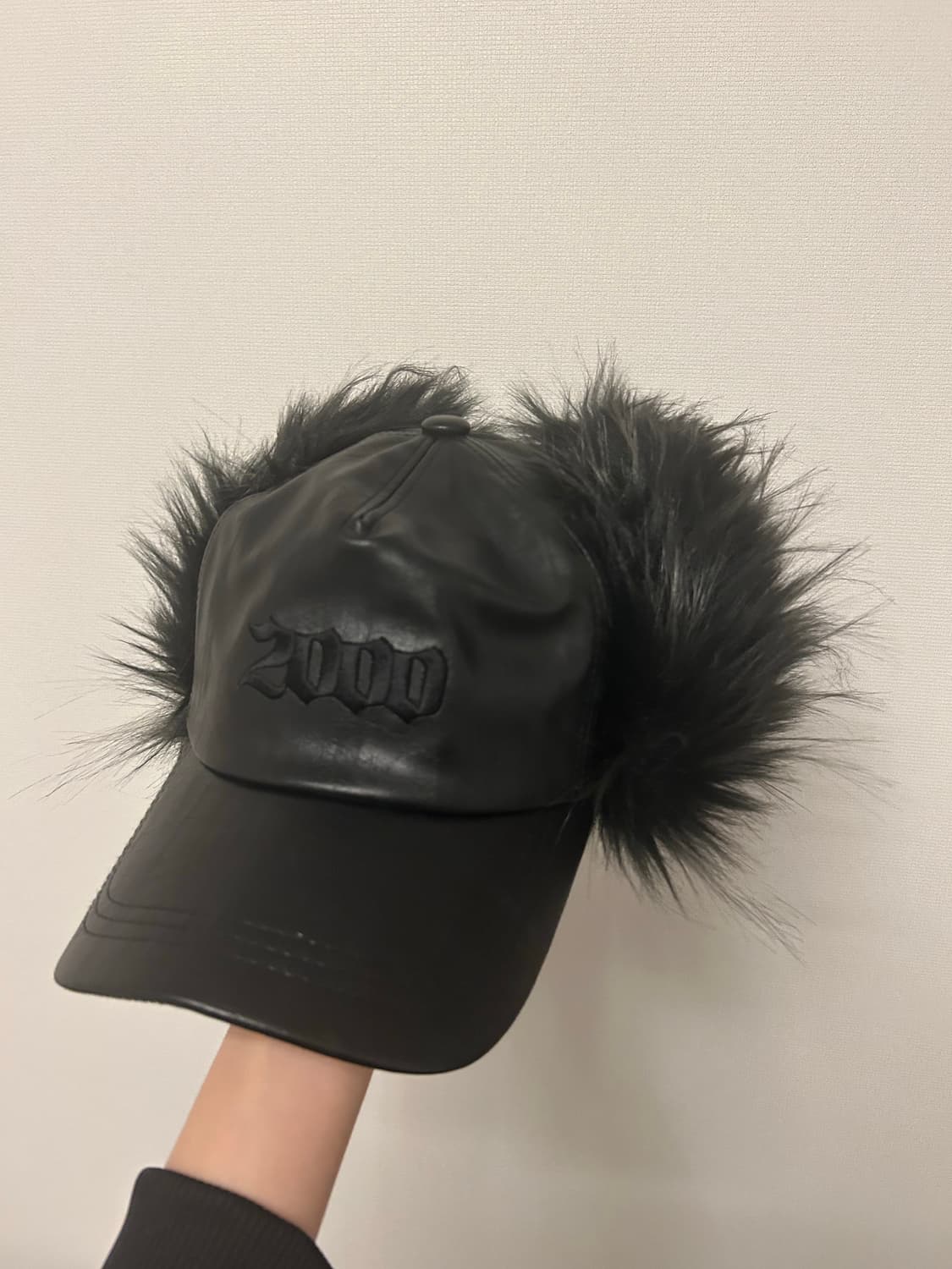 2000아카이브스 퍼 이어플랩 캡 (BLACK LEATHER) 상품이미지1